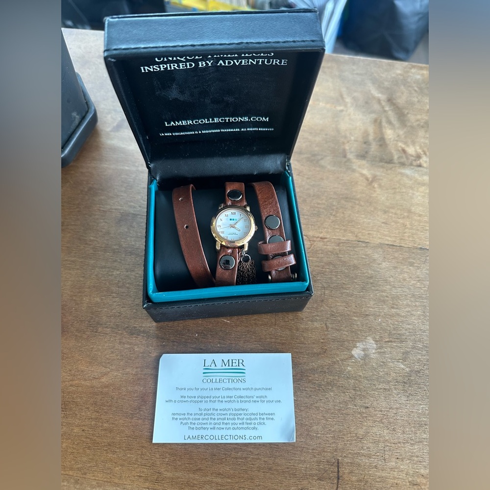 La Mer Collections Brown Wrap Watch